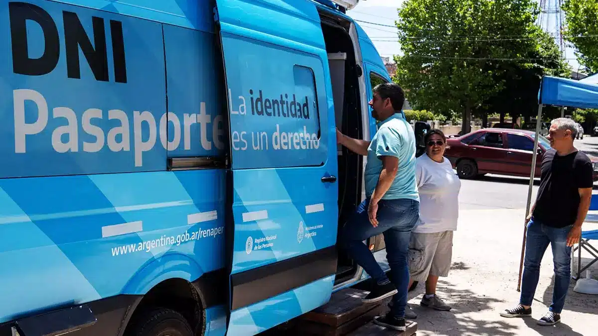 Oficina Móvil para tramitar DNI y Pasaporte en Pilar
