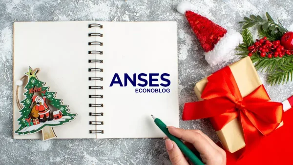 Cuaderno de Anses con decoraciones de Navidad