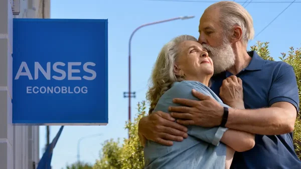 Jubilados de Anses abrazados