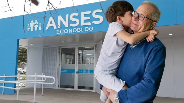 Abuelo de la AUH en Anses