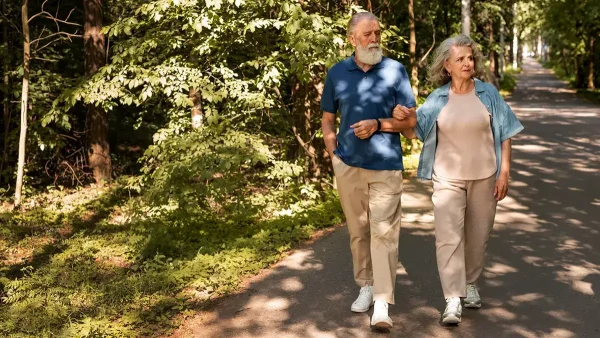 Jubilados en un bosque