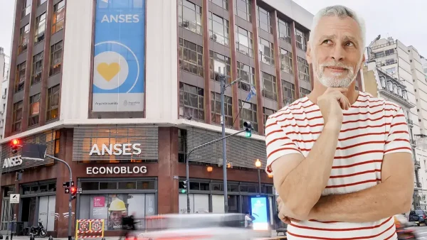 Jubilado pensando frente a Anses