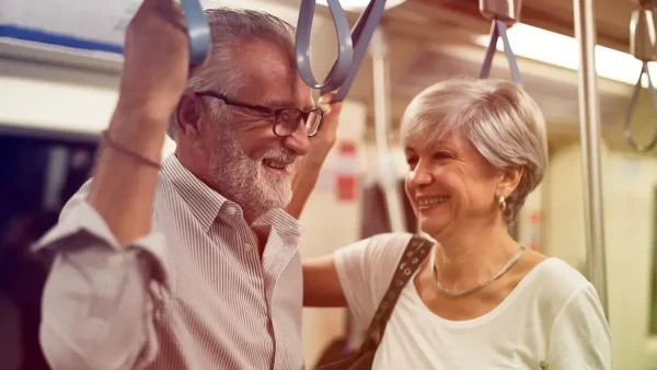 Jubilados en el subte