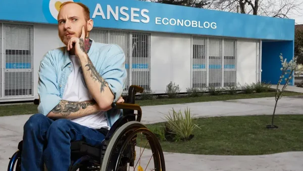 Beneficiario de PNC pensando en Anses