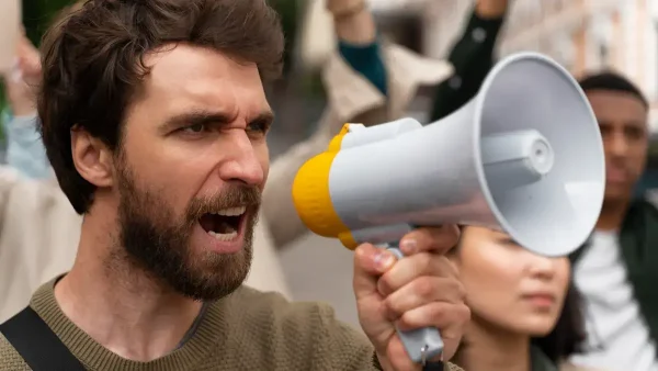 Hombre en una marcha