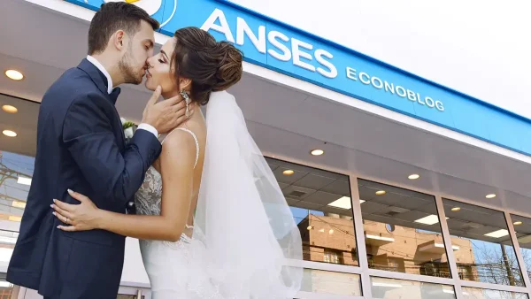 Matrimonio frente a Anses
