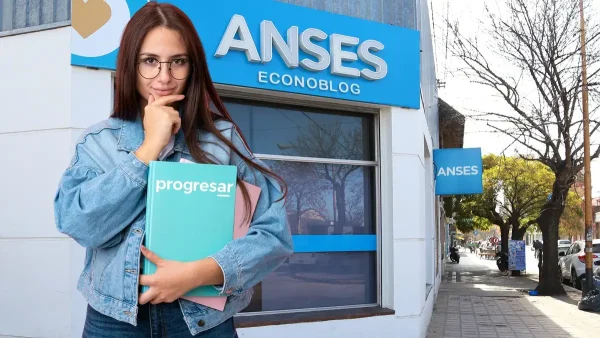 Beneficiaria de Progresar pensando en Anses