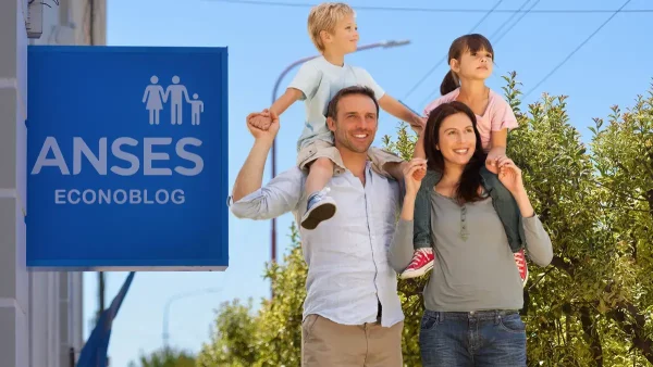 Familia del SUAF frente a Anses