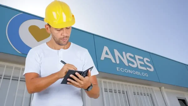 Trabajador con anotador en Anses
