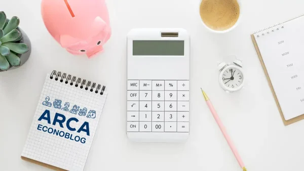 Anotador de ARCA junto a calculadora
