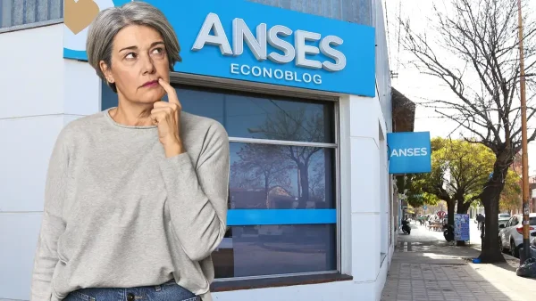 Jubilada pensando en Anses