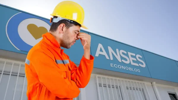 Trabajador triste en Anses