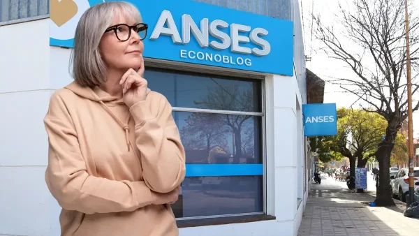 Jubilada de Anses pensando