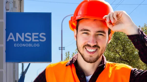 Trabajador con casco en Anses