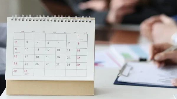 Calendario en un escritorio